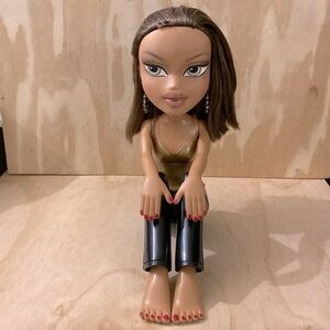 Bratz Funky Fashion Makeover Yasmin Doll 12” High, 2003